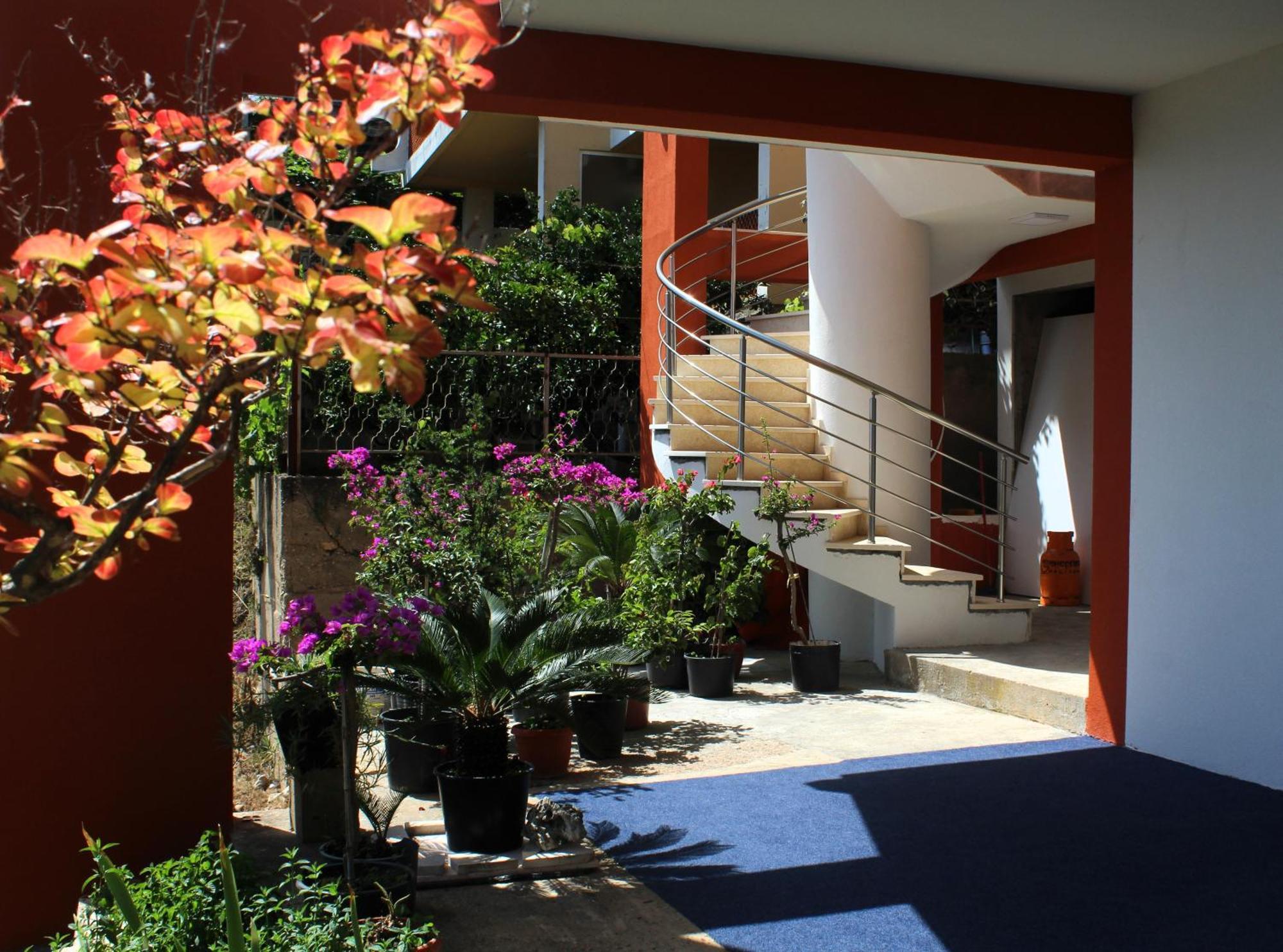 Apartments Olga Улцинь Экстерьер фото